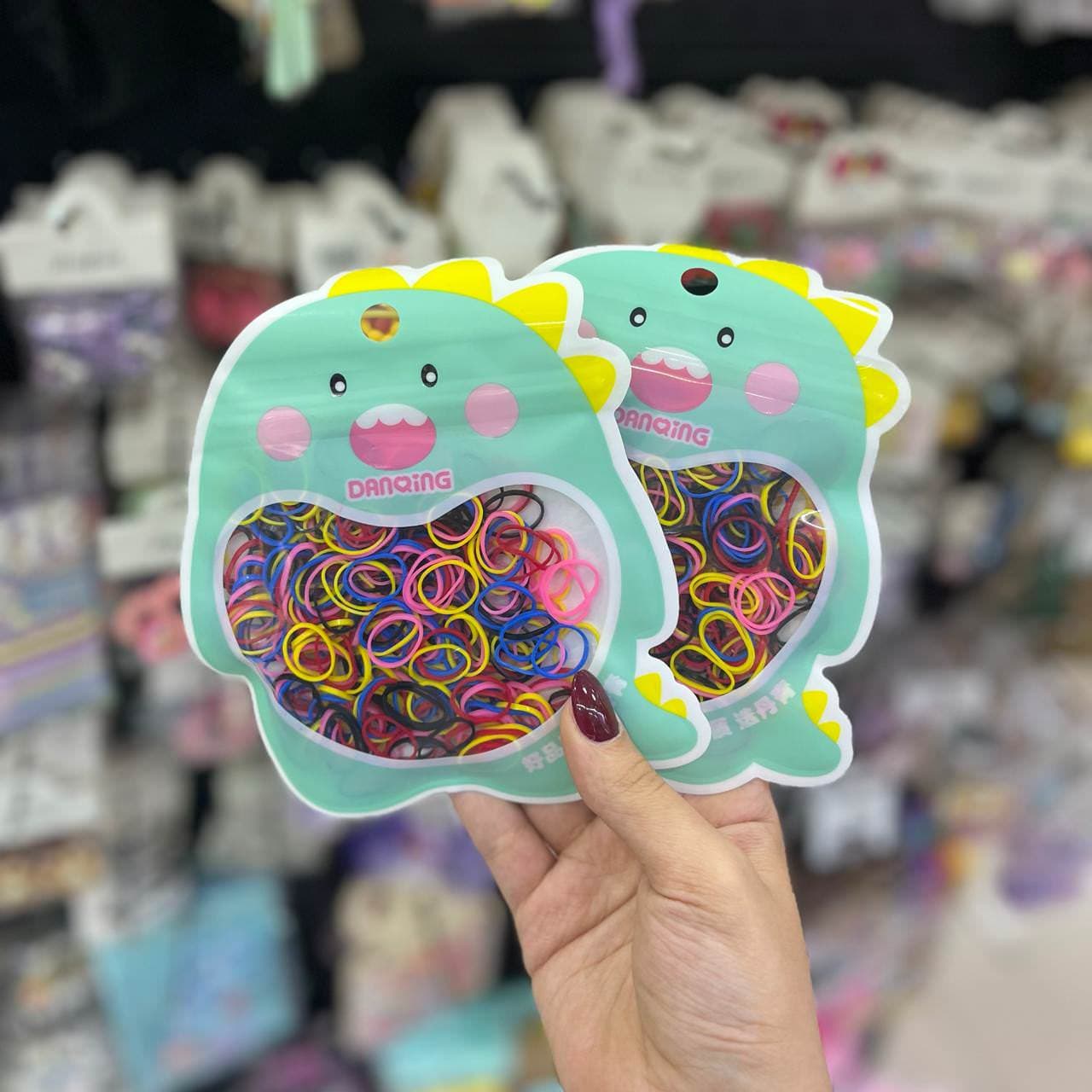 چهل گیس رنگی دایناسور