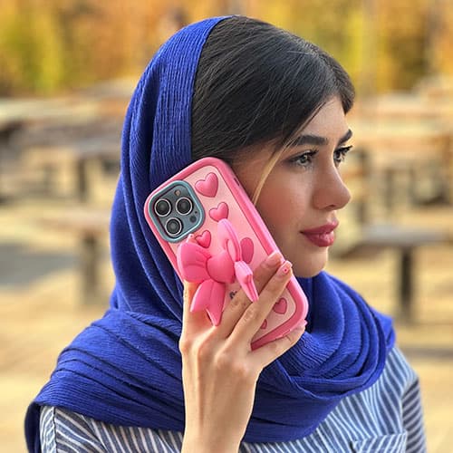 قاب فانتزی پاپیون صورتی آیفون — تصویر ۳