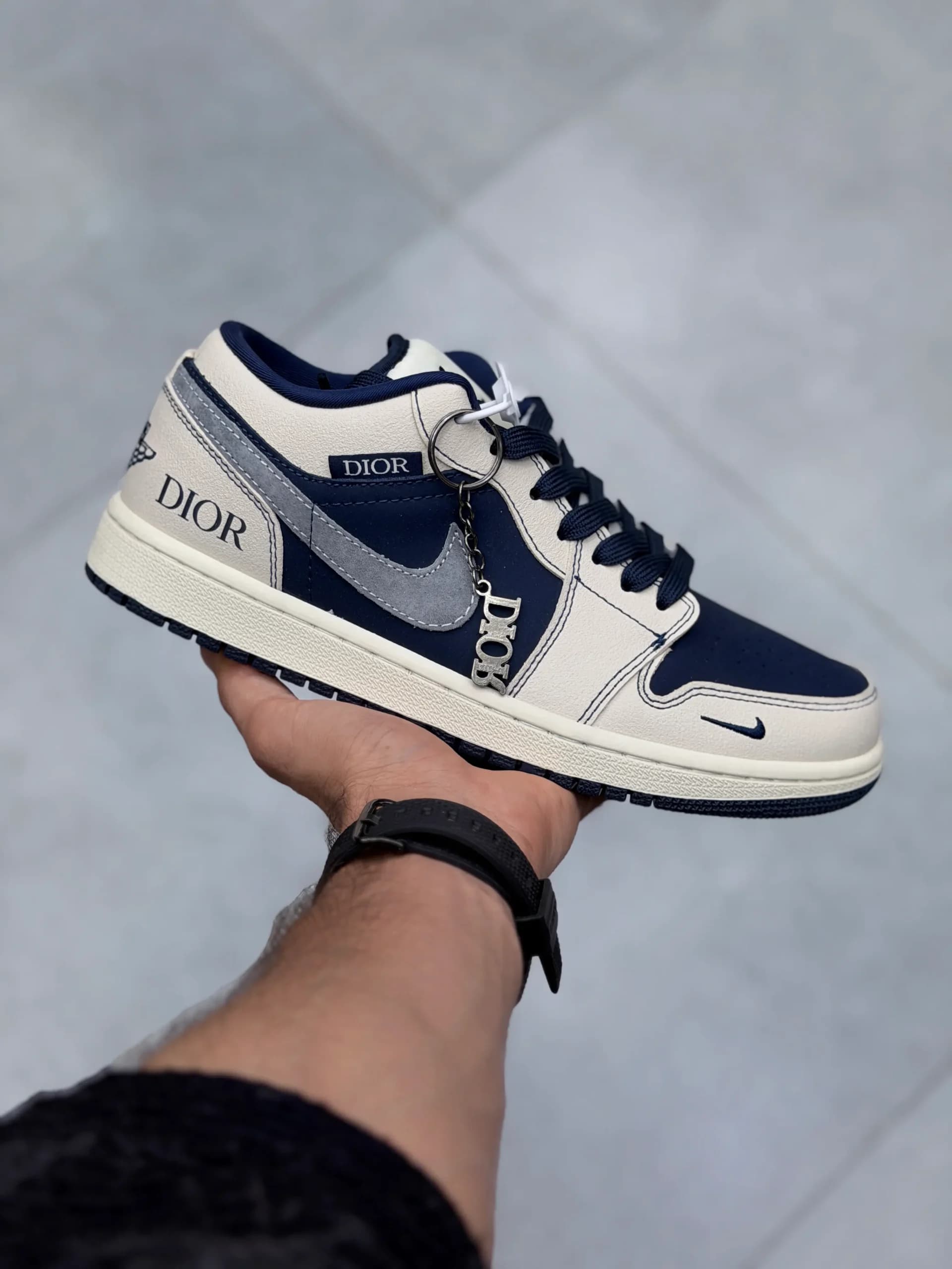 جردن وان لو دیور Air Jordan 1 Dior — تصویر ۲