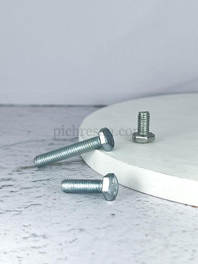 پیچ آهنی گالوانیزه 40*8 میلیمتر بسته 200عددی