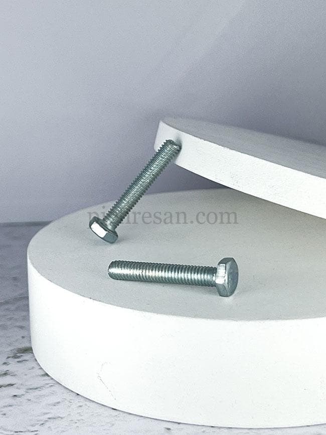 پیچ آهنی گالوانیزه 80*6 میلیمتر بسته 200عددی