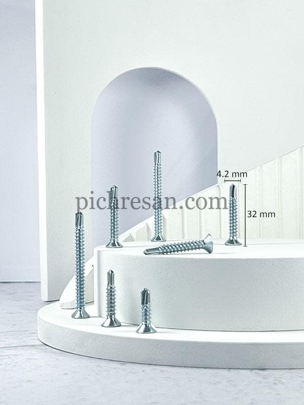پیچ سرمته سرتخت 3سانت تایوانی 11/4*8 بسته 700 عددی