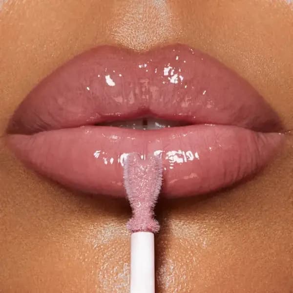 لیپ‌گلاس حجم‌دهنده و آبرسان شارلوت تیلبری Charlotte Tilbury — تصویر ۵