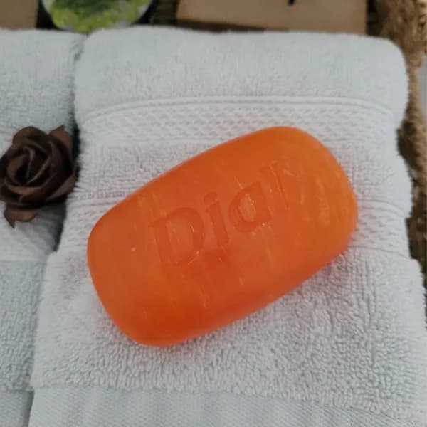 صابون دیال مدل Silk & Seaberry بسته 3 عددی — تصویر ۳