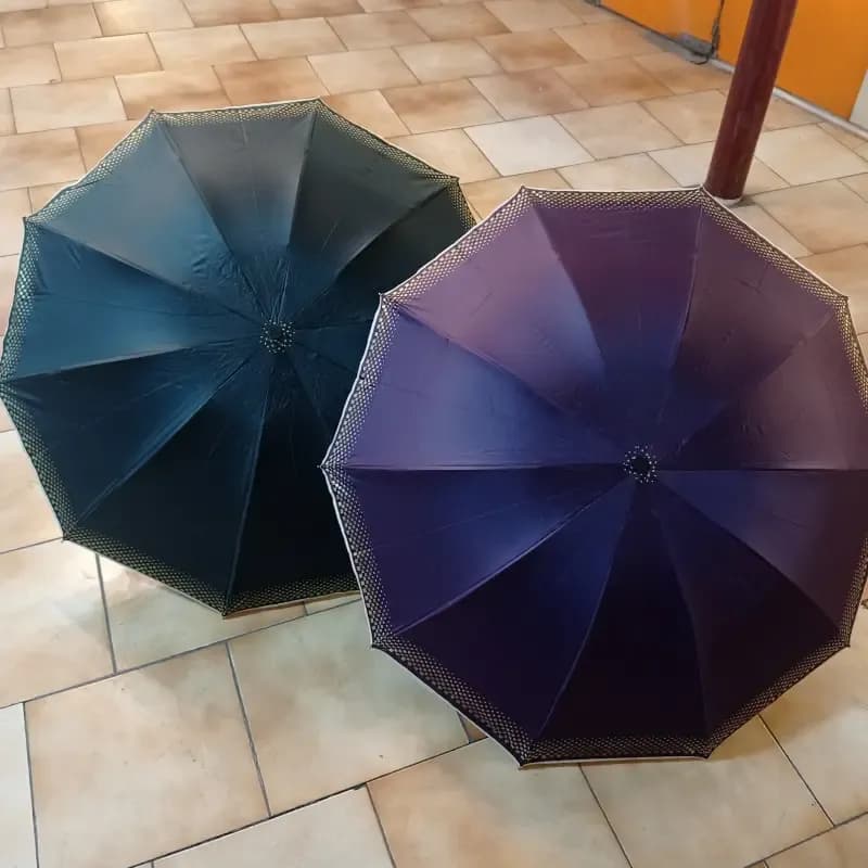 چتر اسپورت دور شطرنجی 10 فنر ضد باد دو رویه پارچه نانو دستی مناسب آقایان و بانوان — تصویر ۴