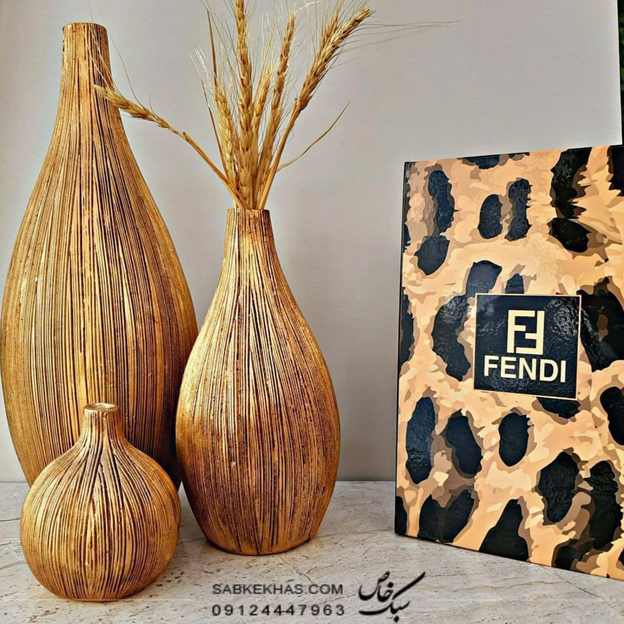 گلدان خمره ای شیاردار
