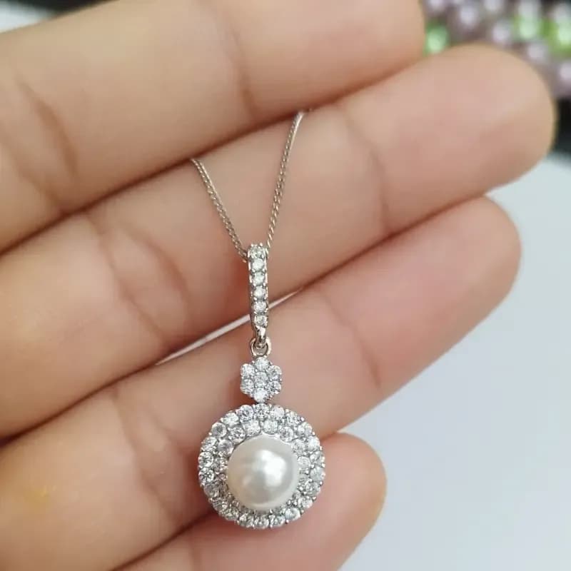 پلاک نقره زنانه مروارید پرورشی عیار 925 با روکش طلا سفید زیبا و خاص بدون زنجیر — تصویر ۶
