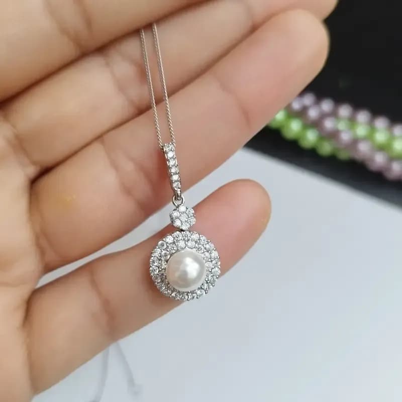 پلاک نقره زنانه مروارید پرورشی عیار 925 با روکش طلا سفید زیبا و خاص بدون زنجیر — تصویر ۸