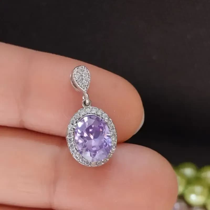 پلاک نقره زنانه عیار 925 طرح جواهری با روکش طلا سفید وزن 1.9 گرم — تصویر ۹