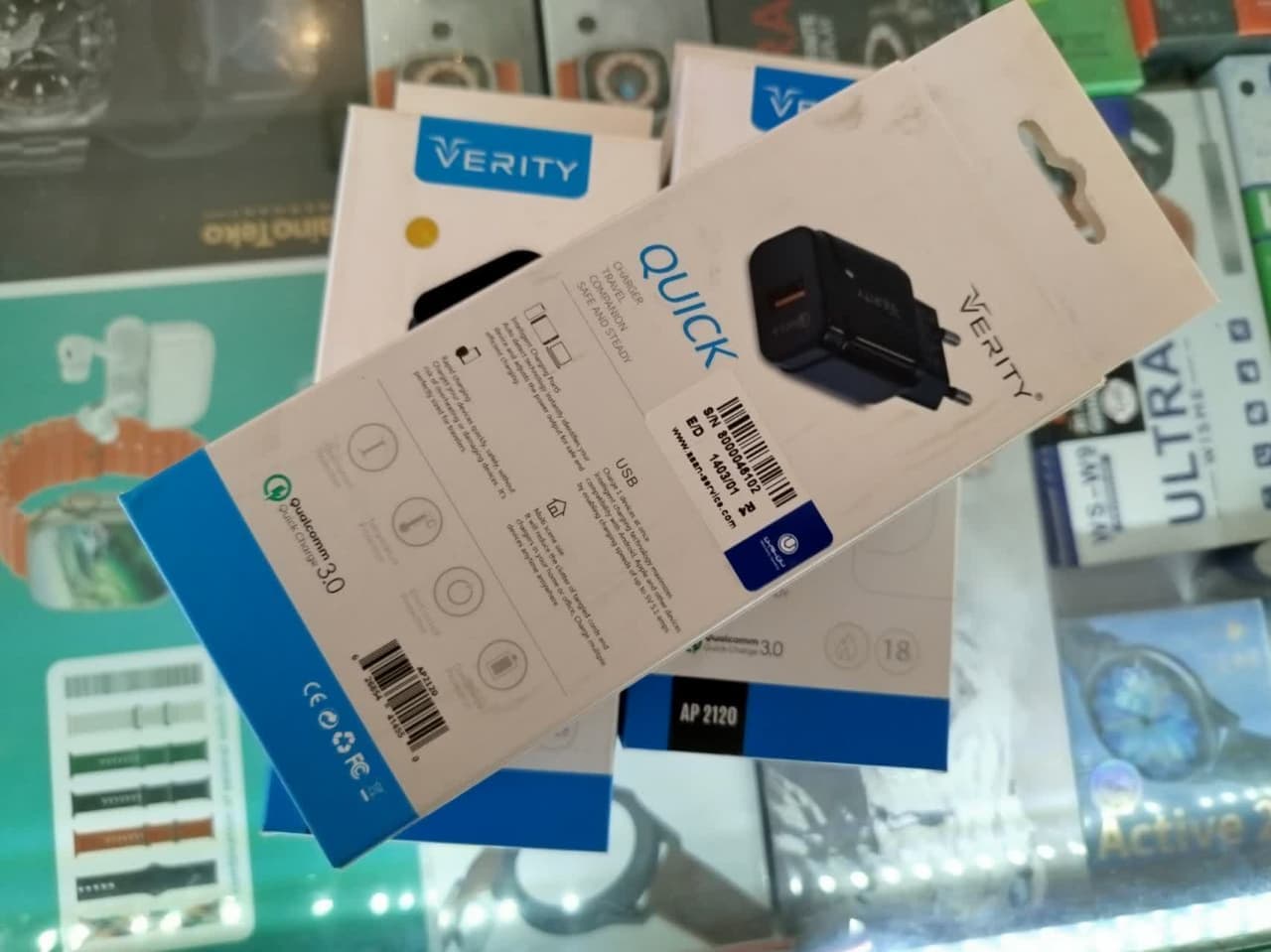 شارژر دیواری وریتی مدل AP-2120 QC3.0 18W به همراه کابل Type-C — تصویر ۶