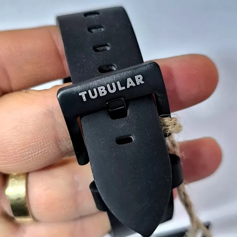ساعت مردانه توبولار اورجینال – موتور ژاپن تاریخ دار – بند چرمی – Tubular – 1353 — تصویر ۴