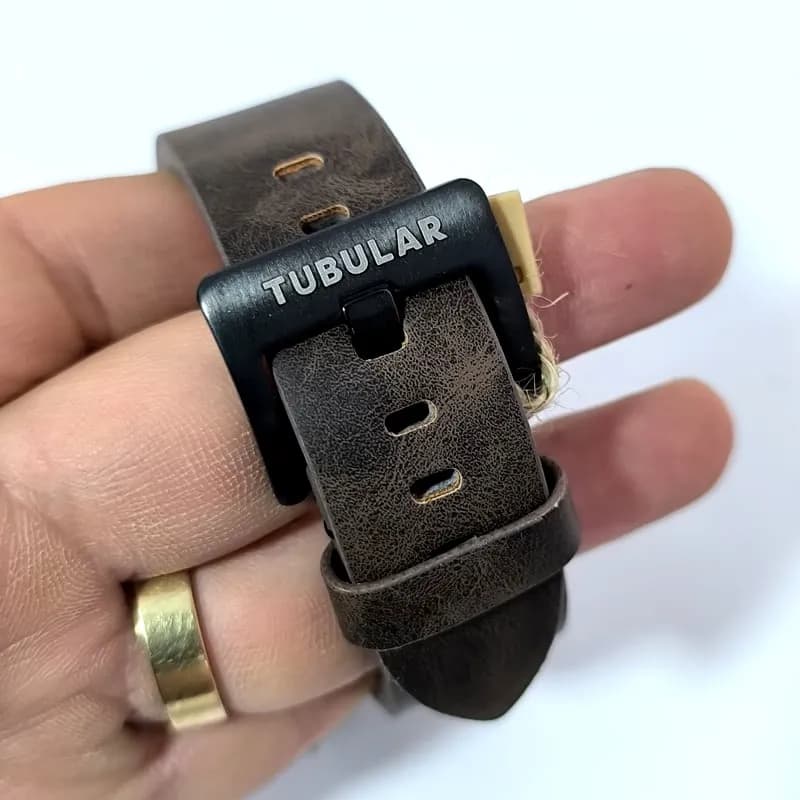 ساعت مردانه توبولار اورجینال – موتور ژاپن تاریخ دار – بند چرمی – Tubular – 1352 — تصویر ۴