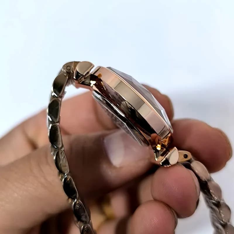 ساعت زنانه امپریو آرمانی شیشه مشجر — تصویر ۴