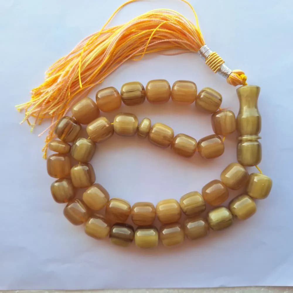 تسبیح سندلوس 33 دانه کد 1011 بودار تراش استوانه‌ای لبه گرد خوشرنگ آقابزرگ
