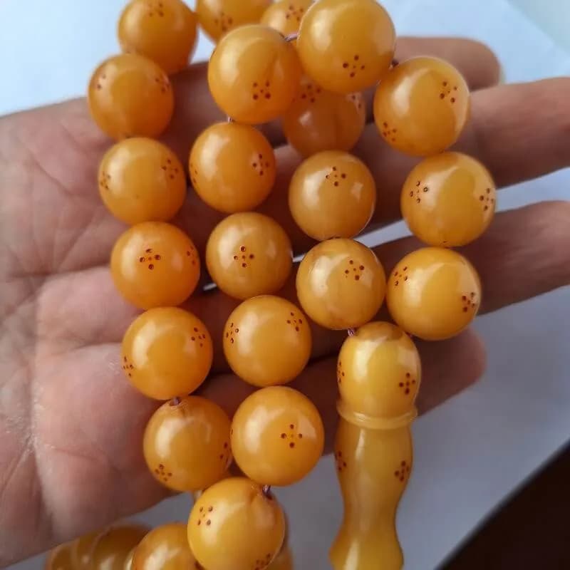 تسبیح سندلوس 33 دانه داغ‌دار کد 969 بودار تراش گرد خوش‌رنگ آقابزرگ — تصویر ۳