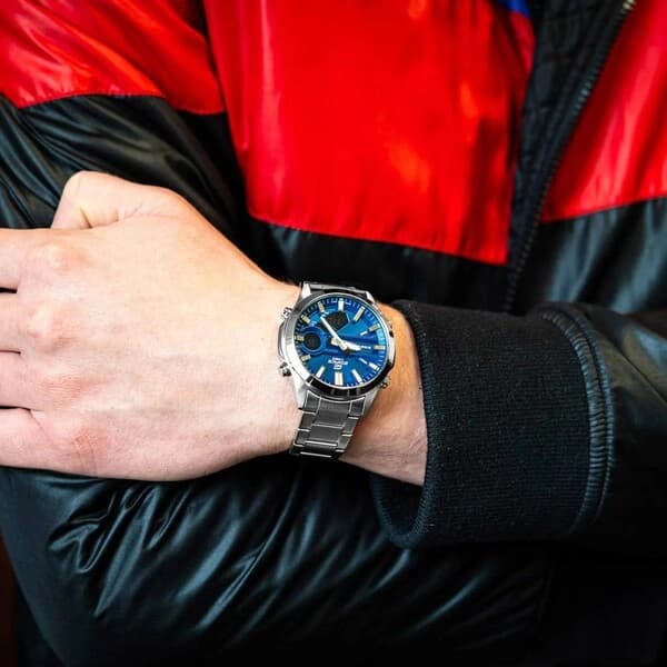 ساعت مچی مردانه کاسیو EDIFICE مدل CASIO EFV-C120D-2ADF — تصویر ۳