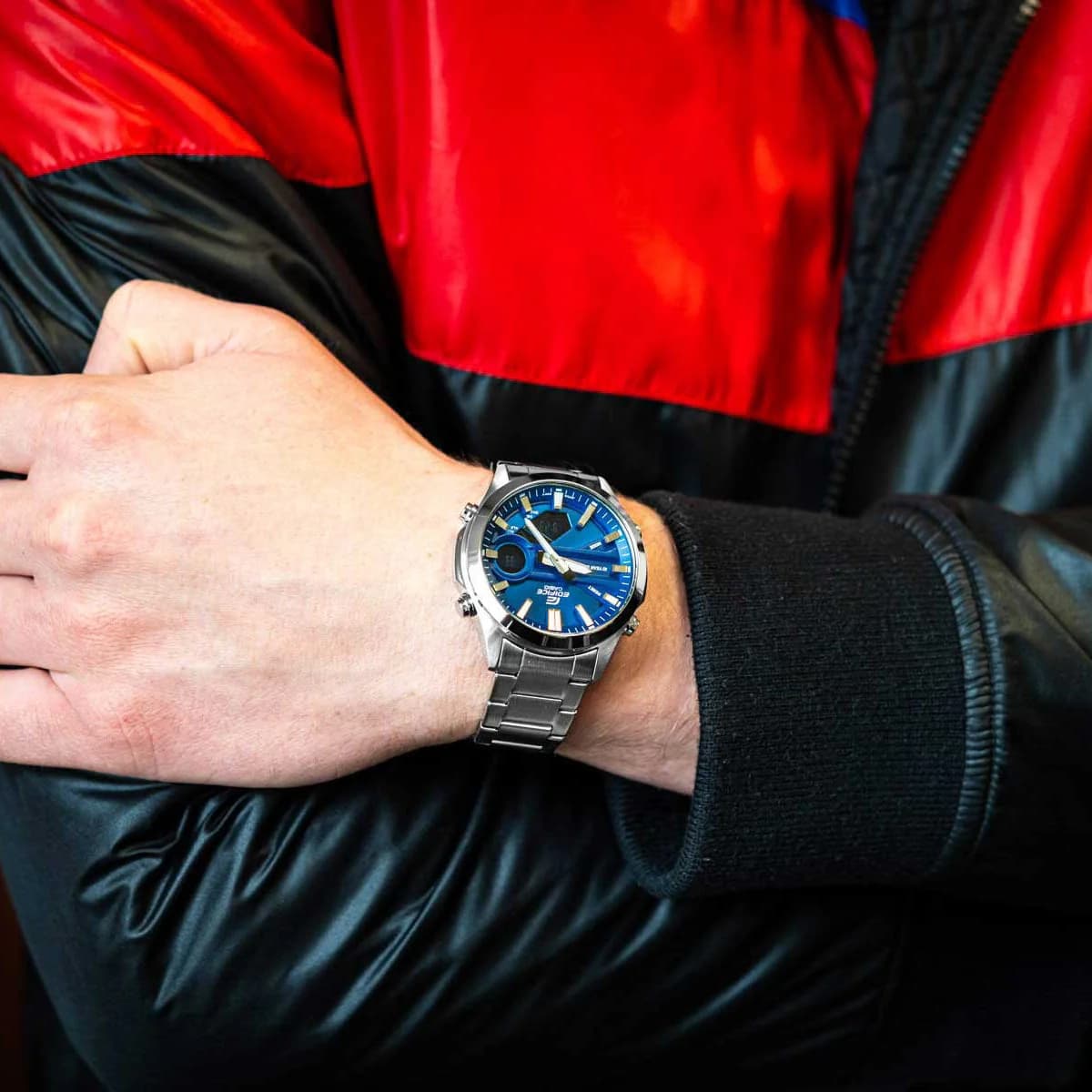 ساعت مچی مردانه کاسیو EDIFICE مدل CASIO EFV-C120D-2ADF — تصویر ۹