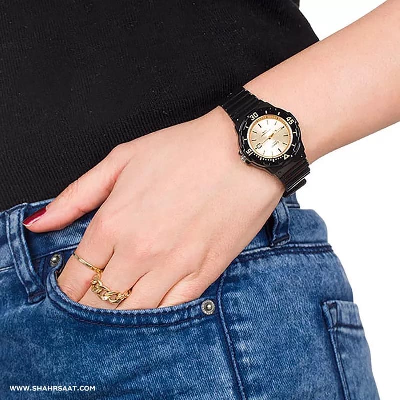 ساعت مچی زنانه کاسیو CASIO LRW-200H-9E — تصویر ۲