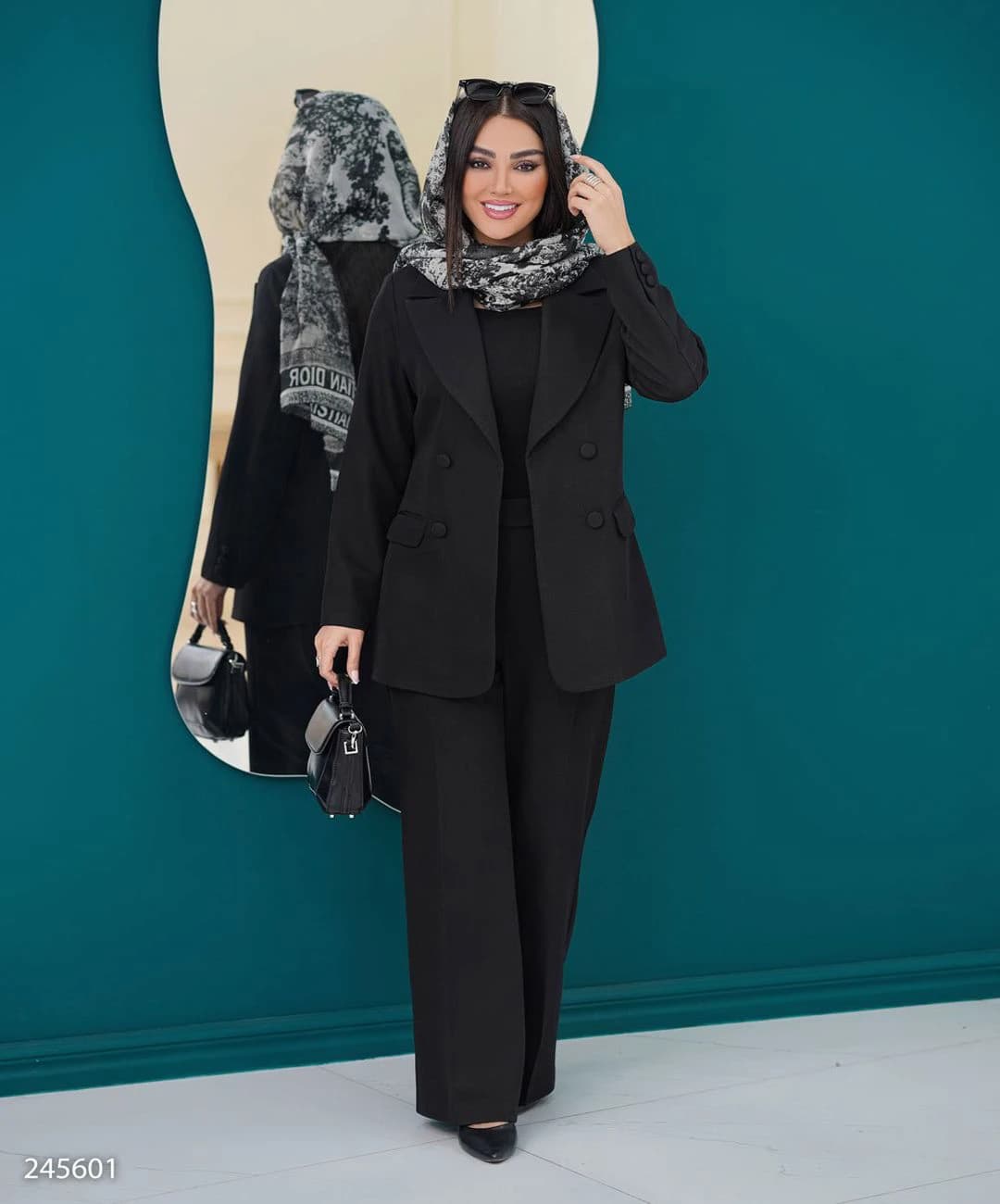 کت شلوار گاباردین جلوباز یقه انگلیسی مدل نیلسان |کد:3024 — تصویر ۶