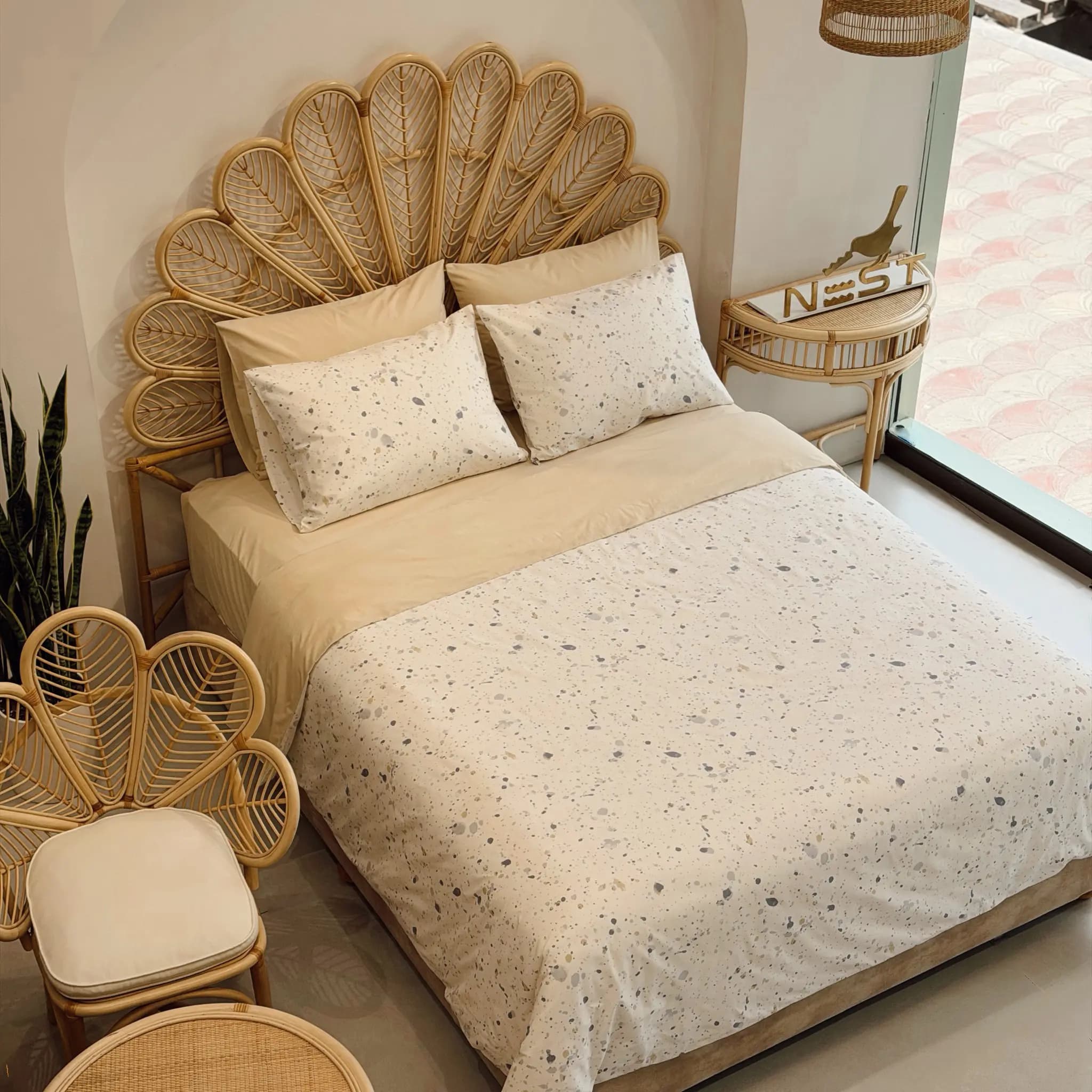 سرویس ملحفه Ayla دونفره کینگ سایز برند Nest
