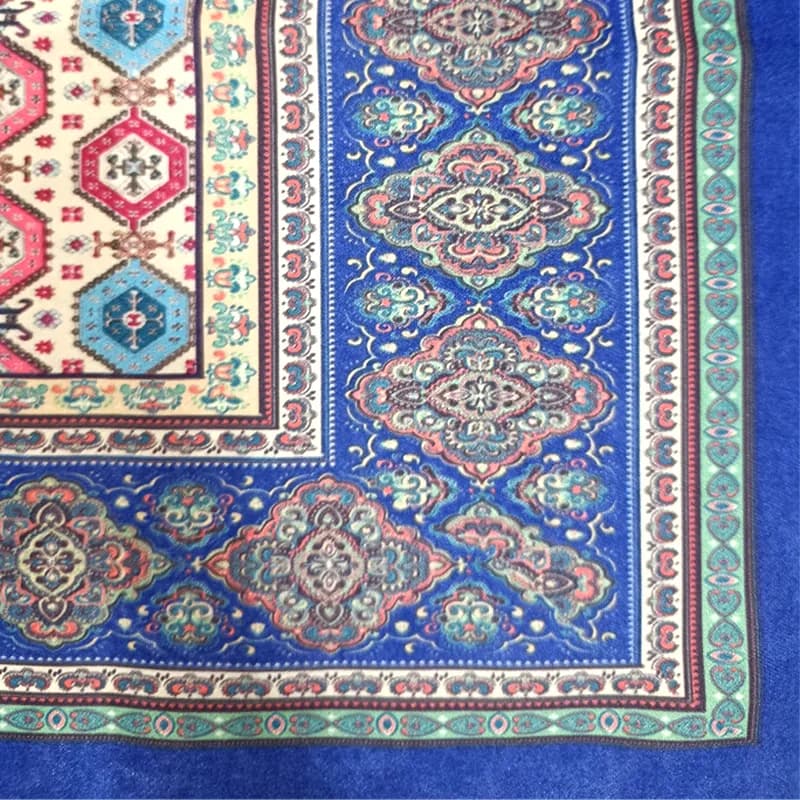 رومیزی ترک مخمل 100*100 کد 004 — تصویر ۳