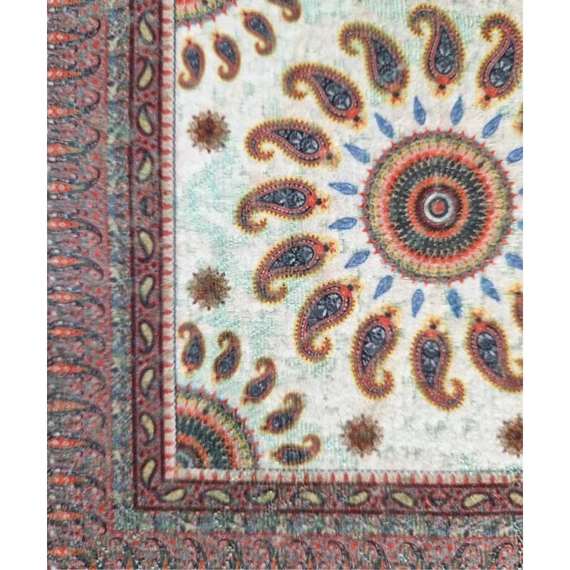 رومیزی ترک مخمل 20*20 کد 002 — تصویر ۳
