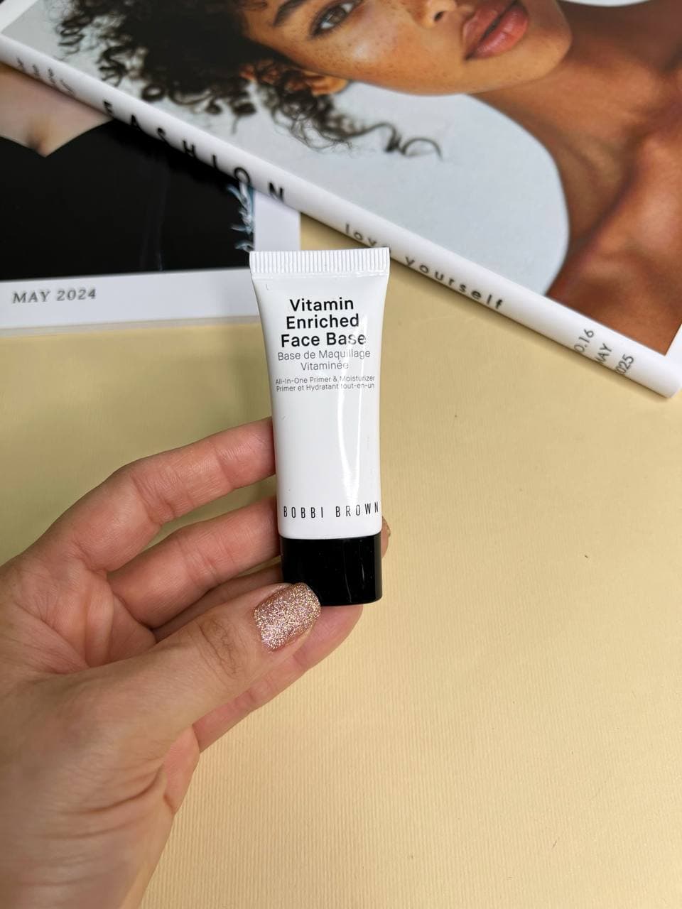 پرایمر و مرطوب کننده صورت ویتامینه بابی براون | Bobbi Brown Vitamin Enriched Face Base