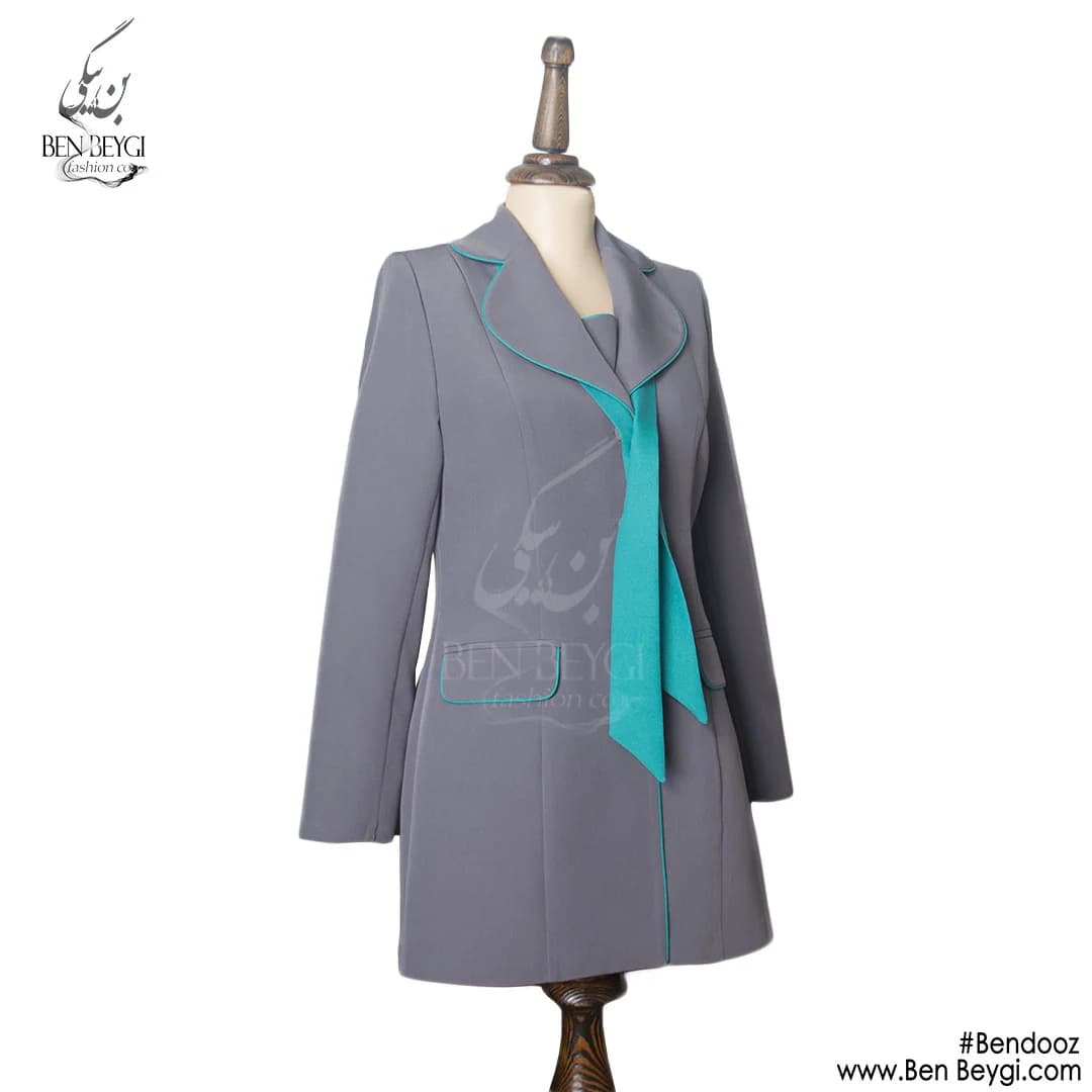 مانتو شلوار اداری طوسی یک ردیف دکمه مغزی دوزی فیروزه ای همراه کروات پارچه کرپ قد 80 کد 20299