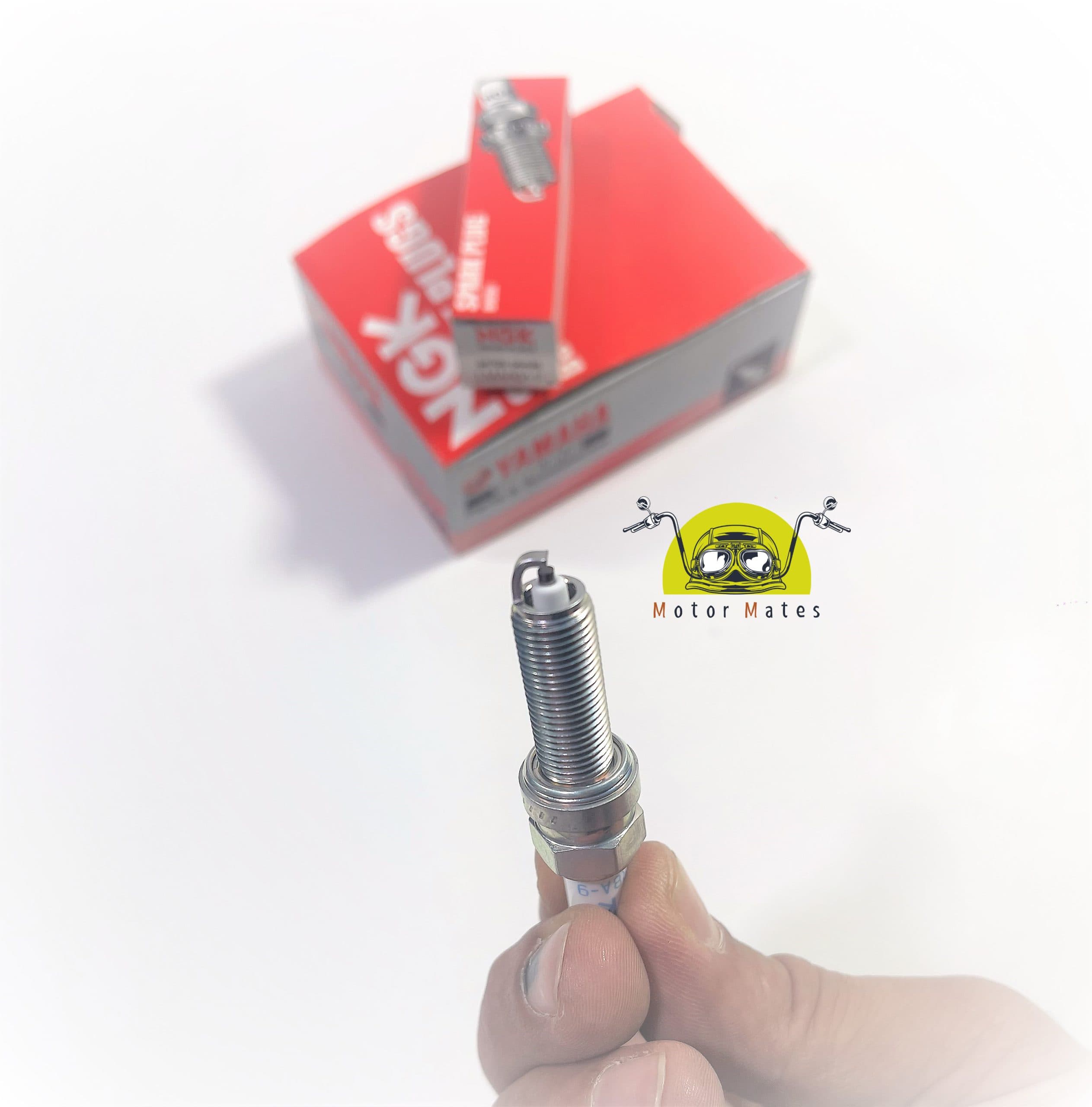 شمع موتورسیکلت NGK LMAR8A-9 اصل ژاپن XMAX — تصویر ۳