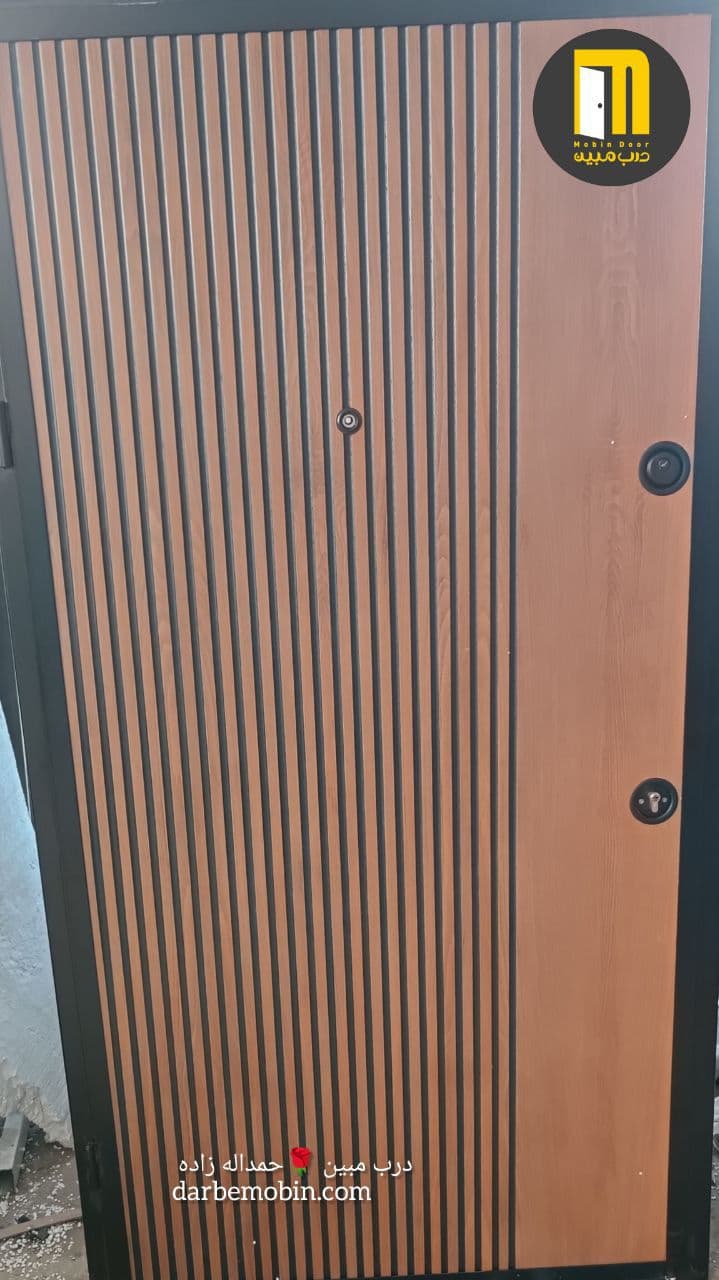 درب ضدسرقت شیشه خور دستگیره مخفی راش رنگ CNC — تصویر ۲