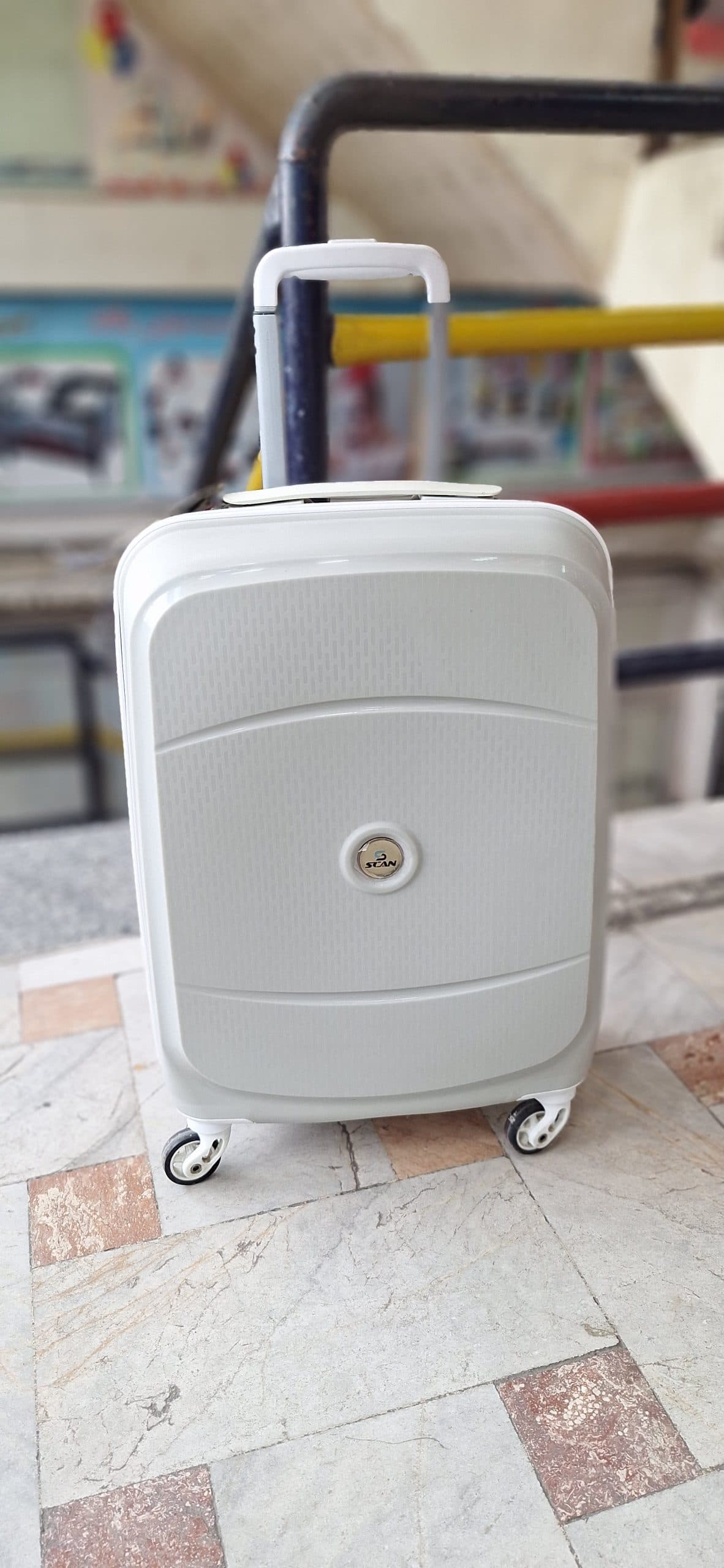 چمدان اسکن سایز کوچک
