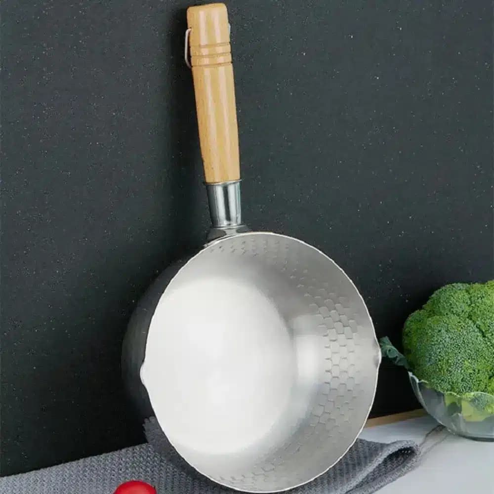 شیر جوش استیل مدرج دسته بامبو وارداتی کد CH-134-127 — تصویر ۳