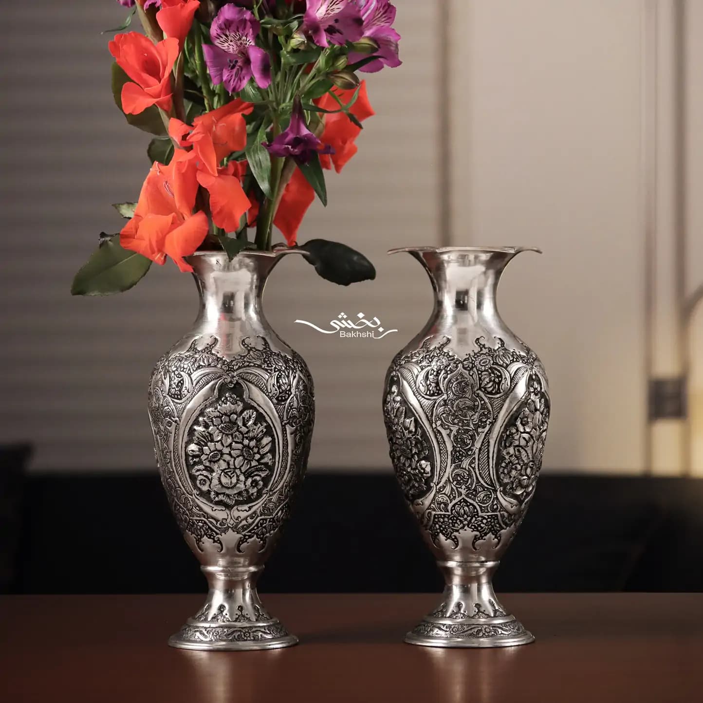 گلدان شکم دار نقره گل برجسته درجه یک