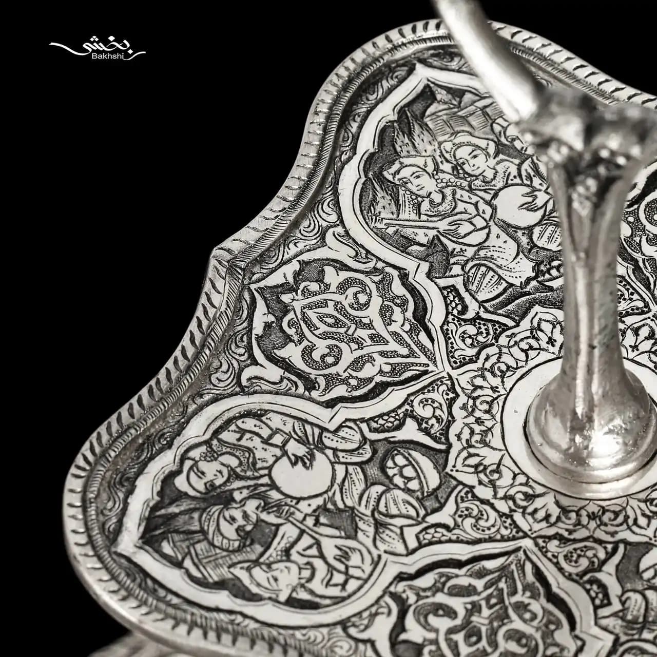 شیرینی خوری نقره سه طبقه ریزقلم مینیاتور اعلا — تصویر ۵