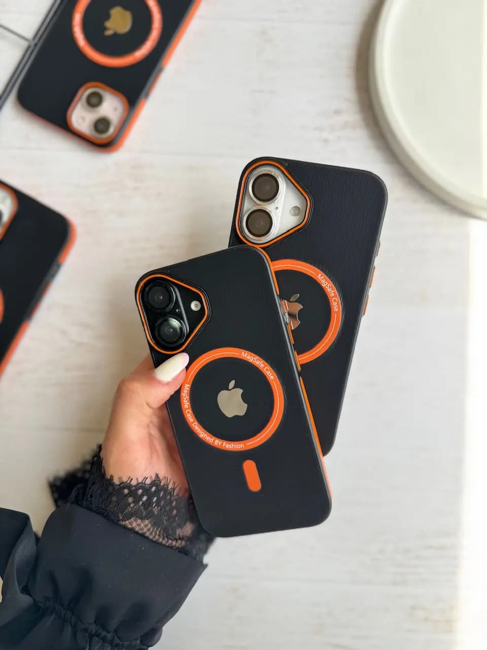 قاب Orange Grip MagSafe (کدC2009) — تصویر ۳