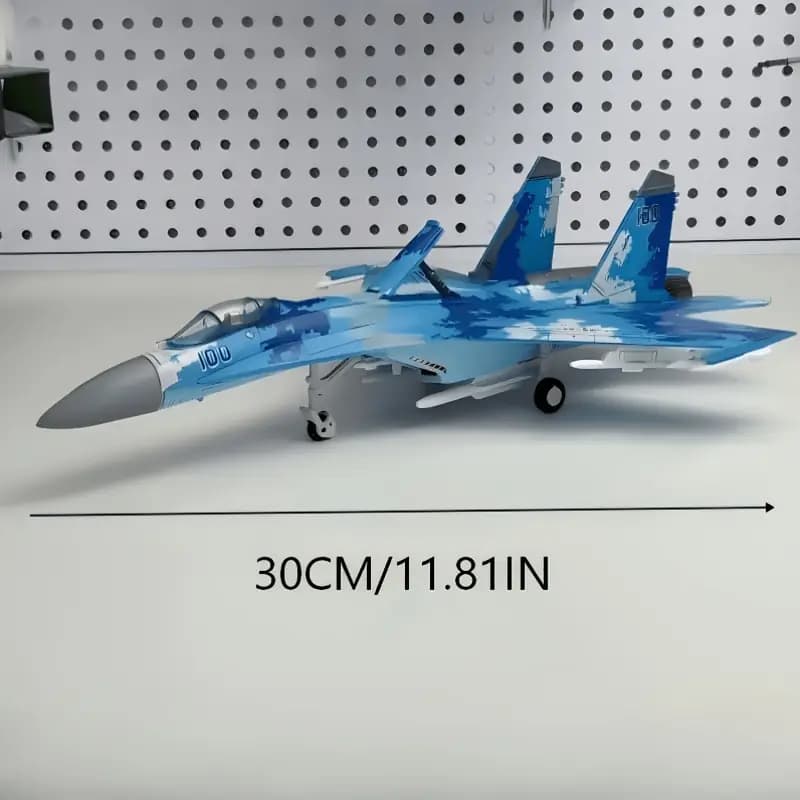 ماکت هواپیمای SU-27 مقیاس 1:72 با پایه (دکور رومیزی) — تصویر ۳