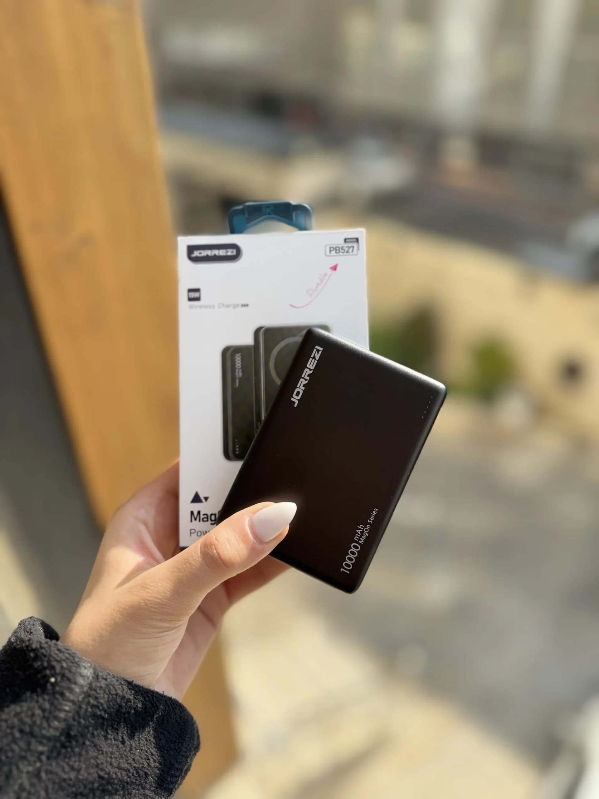 پاور بانک 10 هزار MagOn Series برند JORREZI (کدB9016) — تصویر ۷