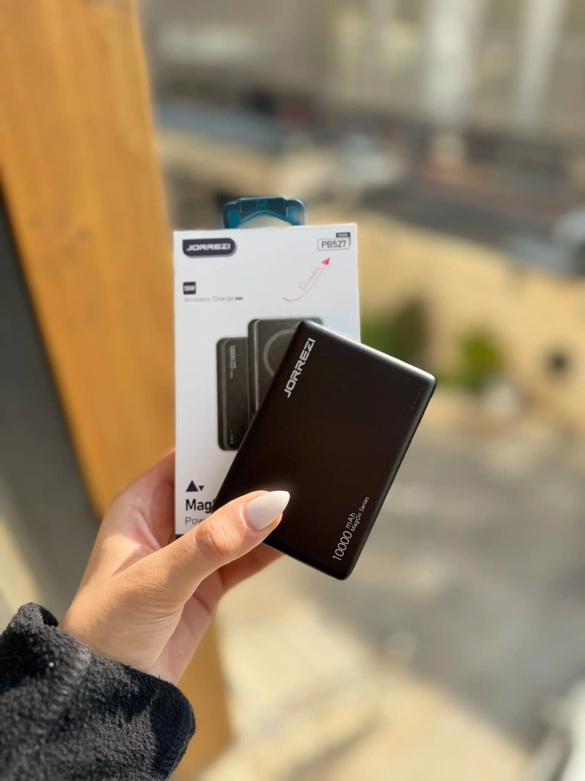 پاور بانک 10 هزار MagOn Series برند JORREZI (کدB9016) — تصویر ۳