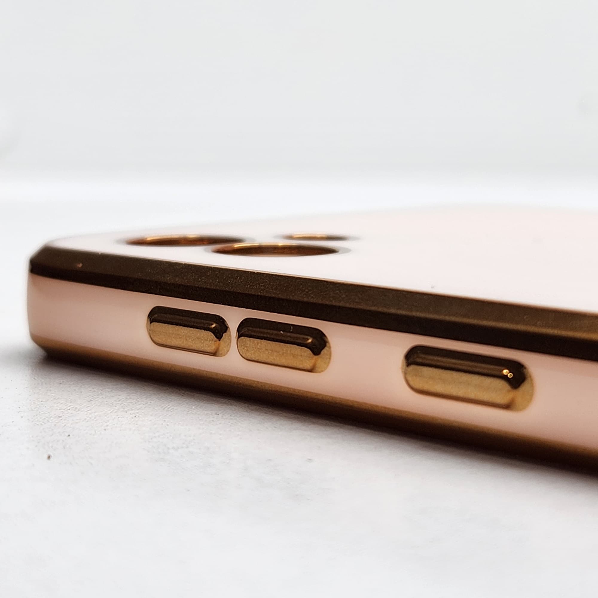 قاب دور طلایی مدل My Case مناسب سامسونگ Galaxy A04 — تصویر ۳