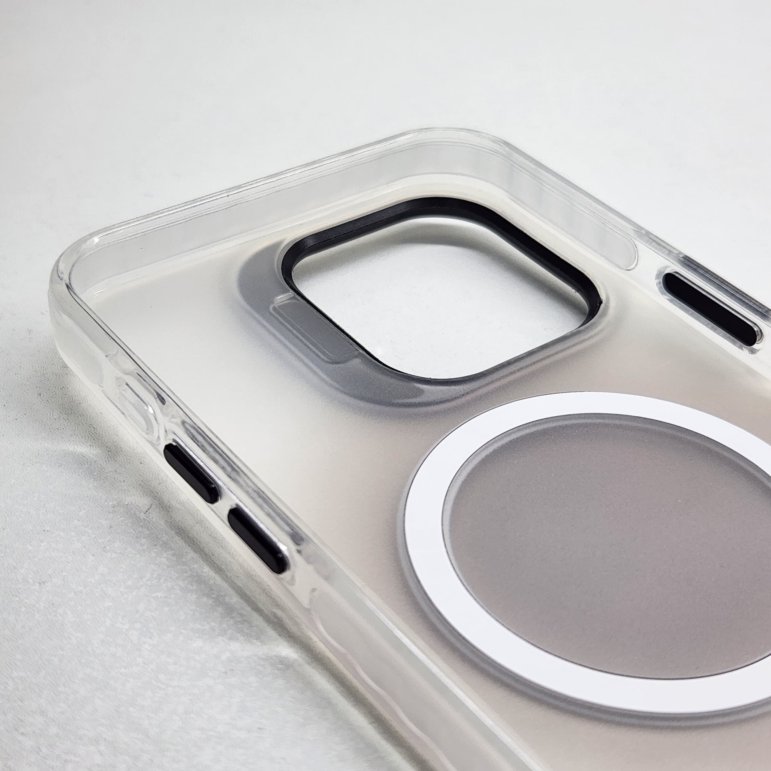 قاب مدل RAMO مناسب اپل iPhone 15 Pro Max — تصویر ۵