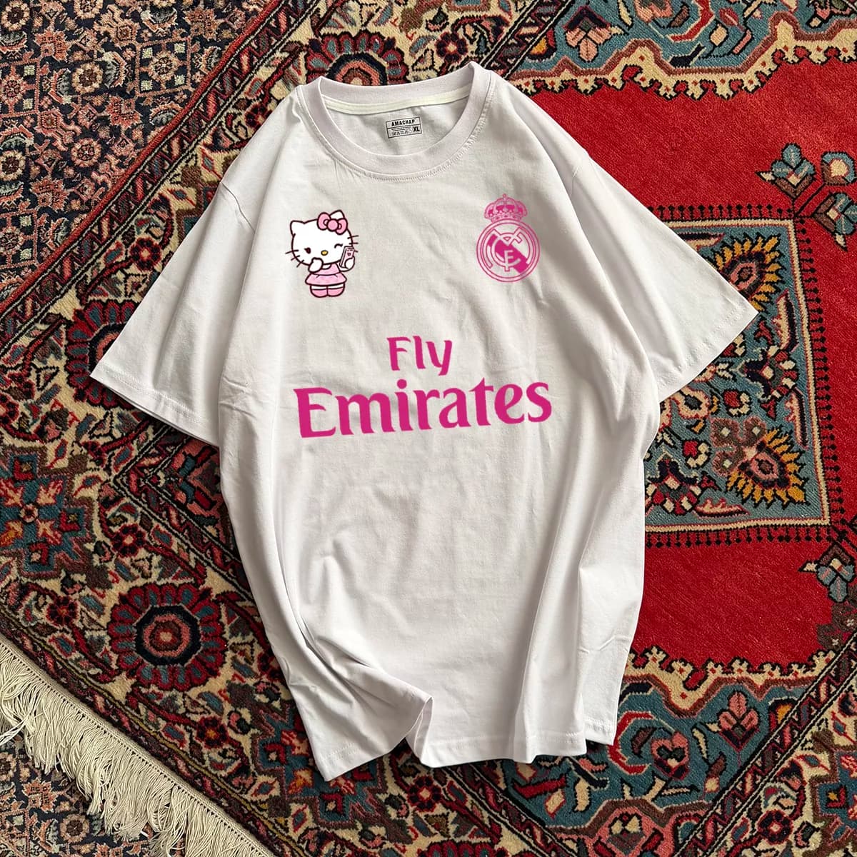 تیشرت طرح هلوکیتی رئال مادرید Hello Kitty Hala Madrid — تصویر ۲