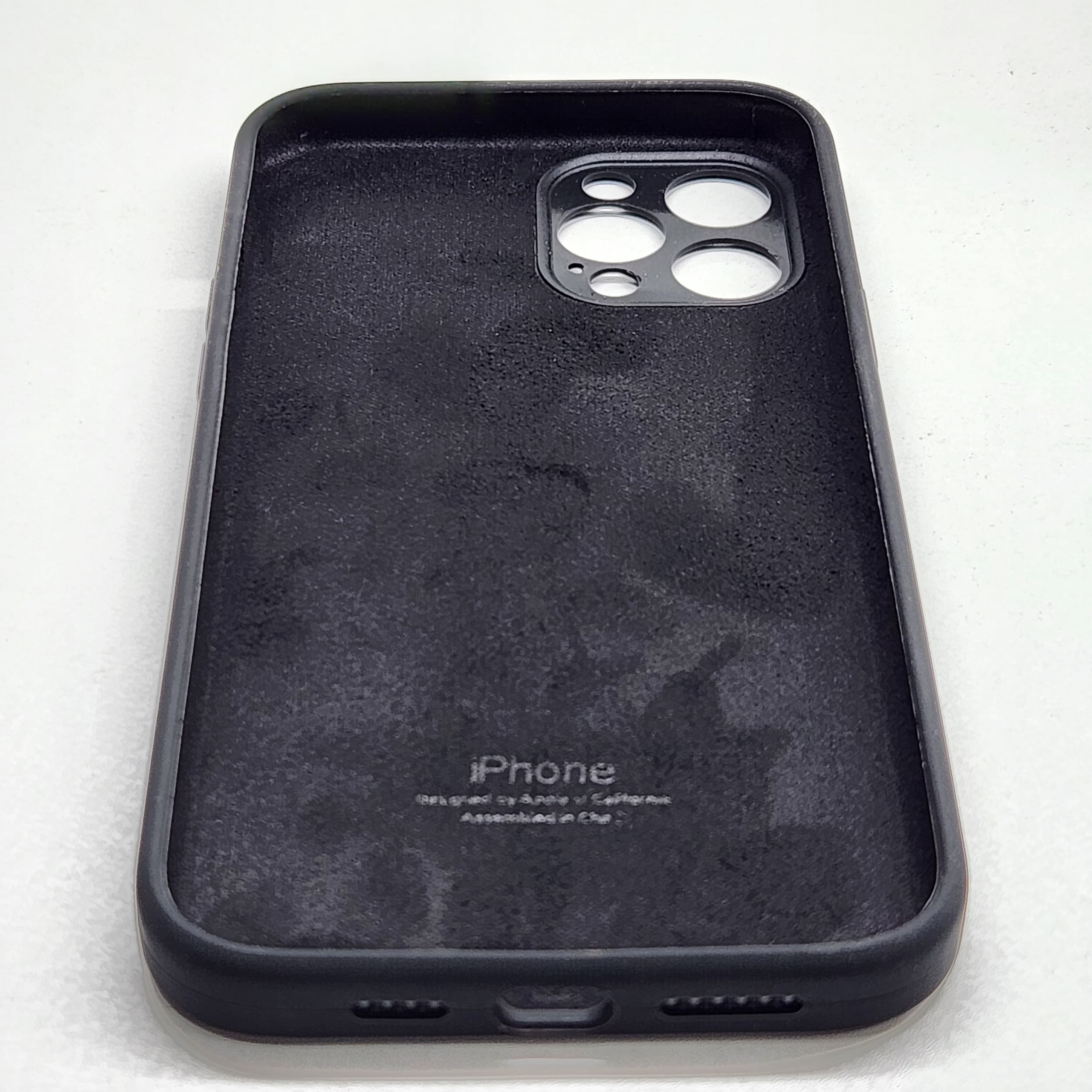 قاب مدل سیلیکون پاک کنی مناسب اپل iPhone 12 Pro Max — تصویر ۳