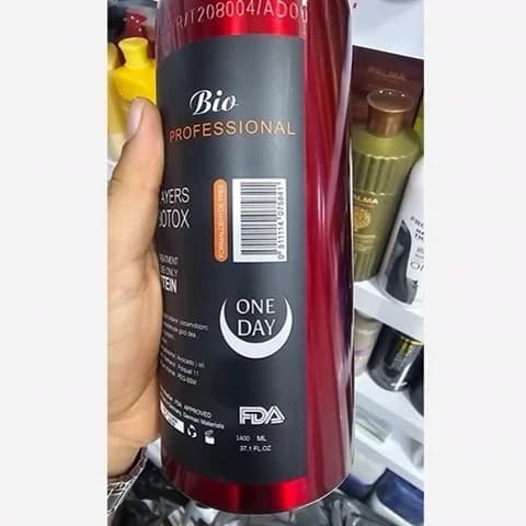 بوتاکس مو وی کی ساخت برزیل 1400 میل مناسب موی های خشک و آسیب دیده، رفع ریزش و موخوره مو 60 درصد صافی 90درصد احیا — تصویر ۲