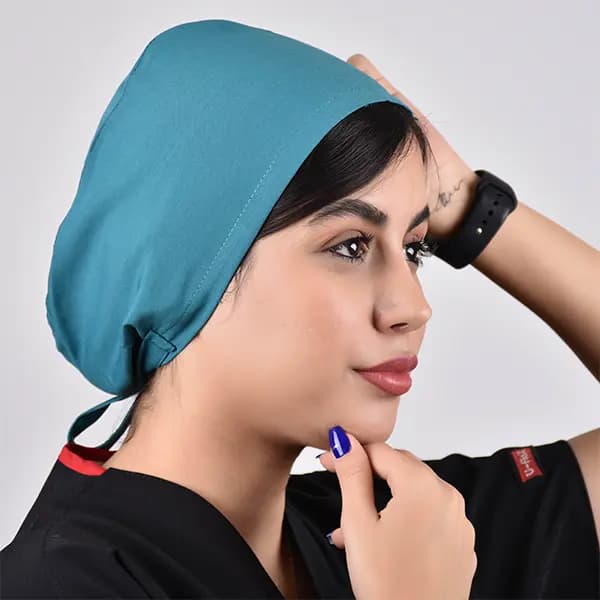 کلاه جراحی ساده سبز کله غازی — تصویر ۲