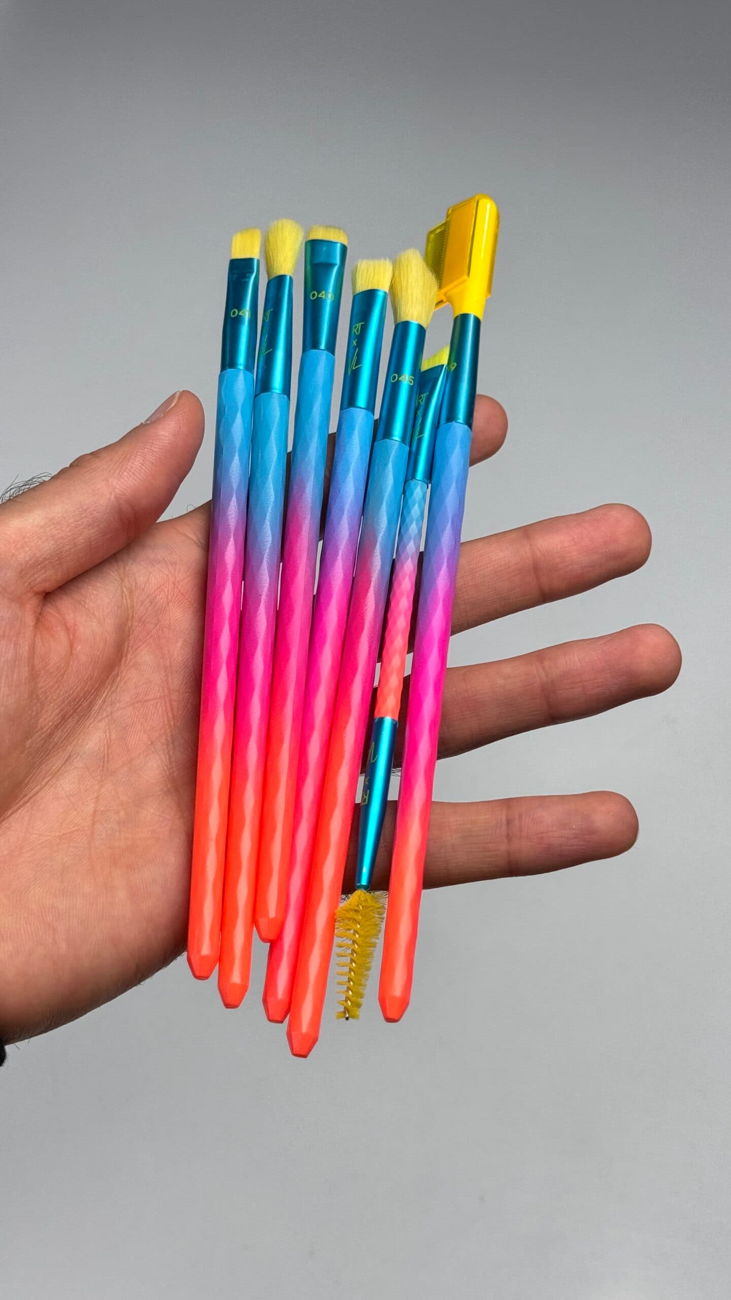 ست براش چشم 8 تکه ریل تکنیک مدل Electric Love — تصویر ۶