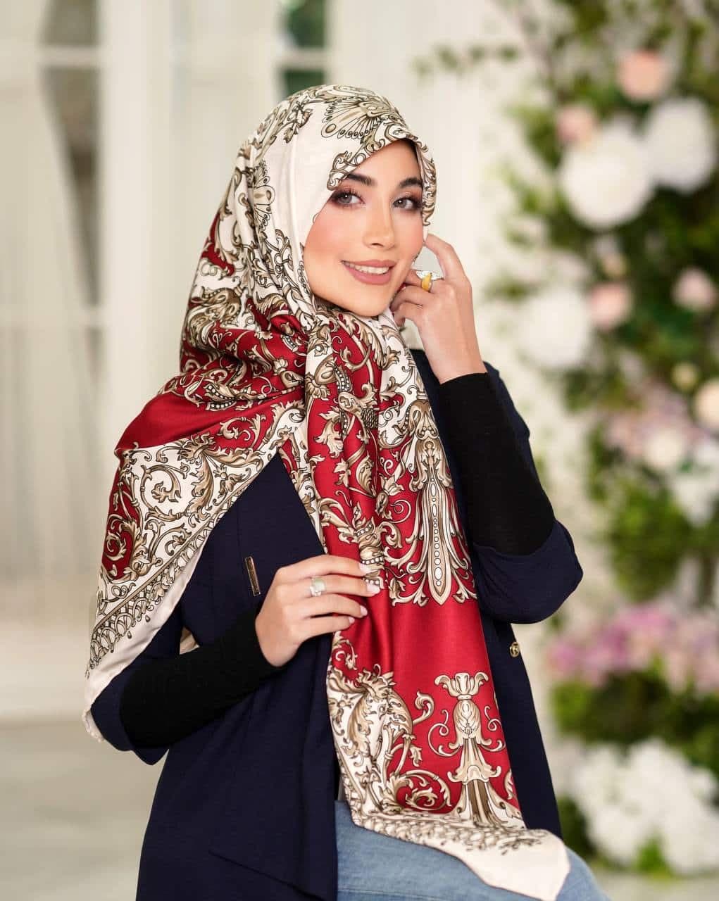 روسری ابریشم توییل ۹۰۹ — تصویر ۲