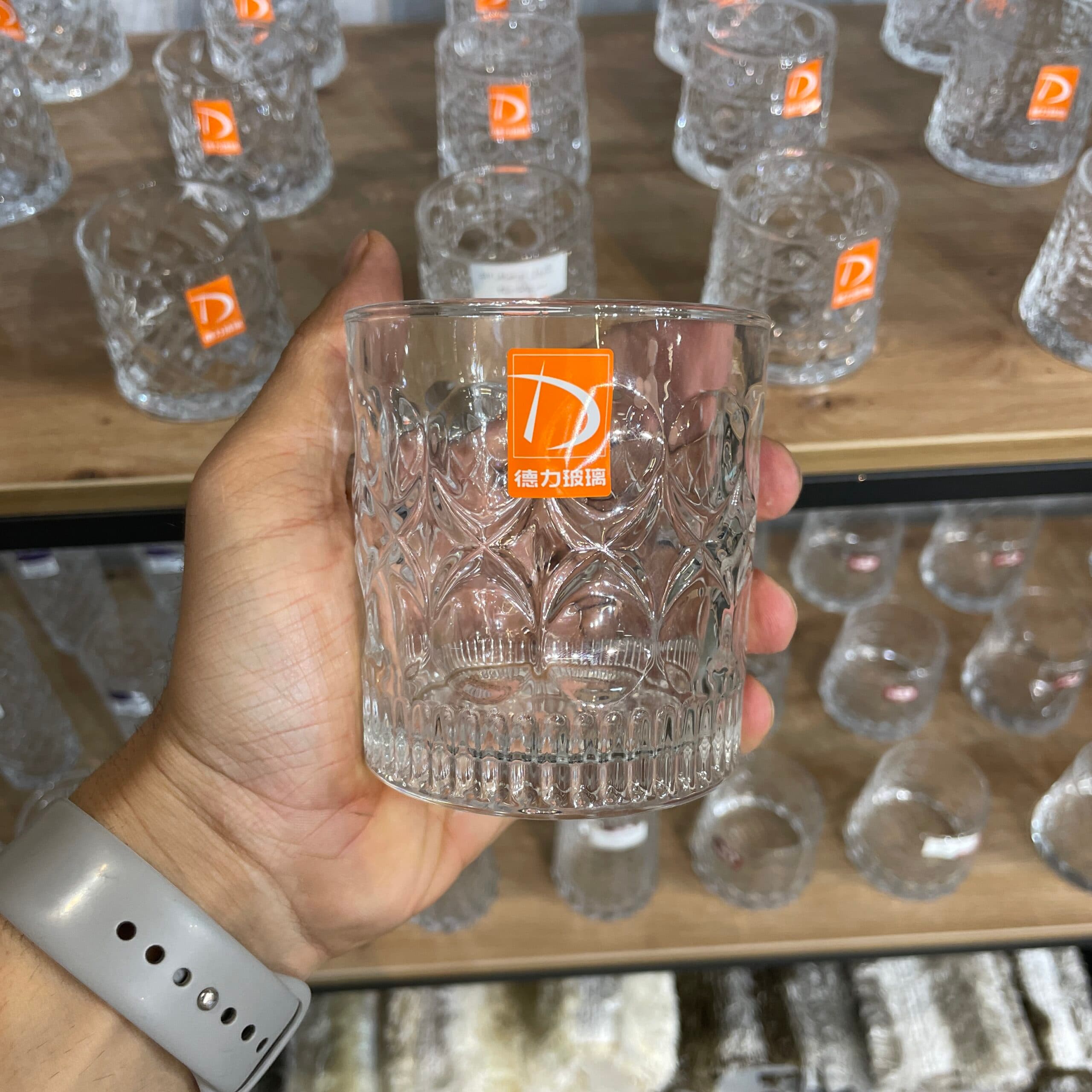 لیوان شیشهای مدل انگشتی برند Deli Glass – ست ۶ عددی