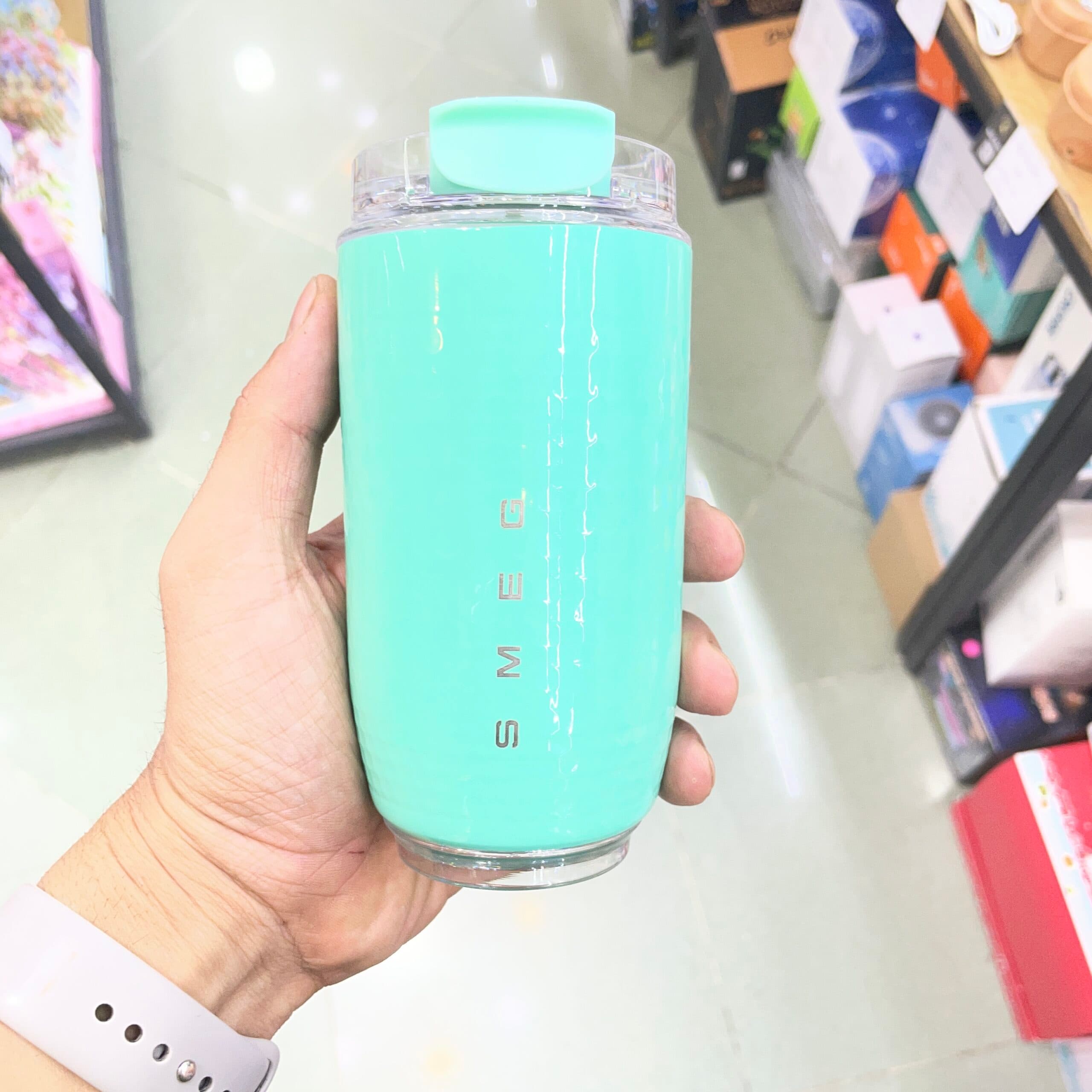 ماگ اسمگ Smeg مدل SMEG-648 چکشی (کرم، نارنجی، زرد، مغز پسته‌ای) — تصویر ۶