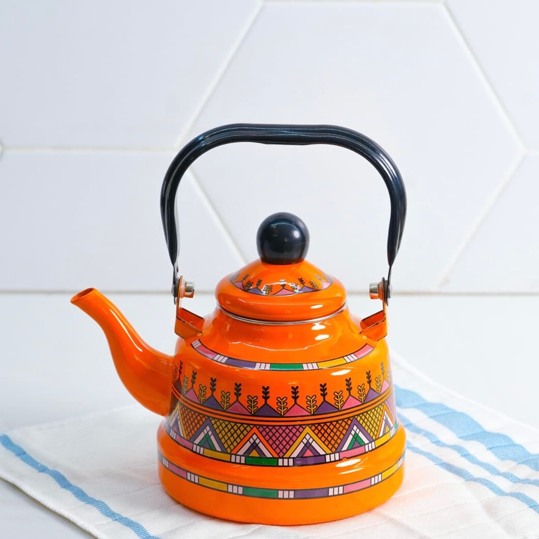 کتری لعابی ۱.۷ لیتر طرح مراکشی نارنجی — تصویر ۸
