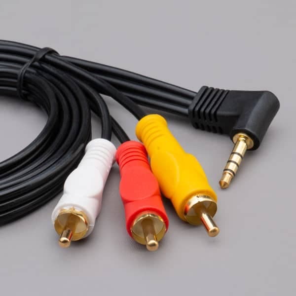 کابل تبدیل 1 به 3 مدل RCA طول 1.5 متر دی نت — تصویر ۳